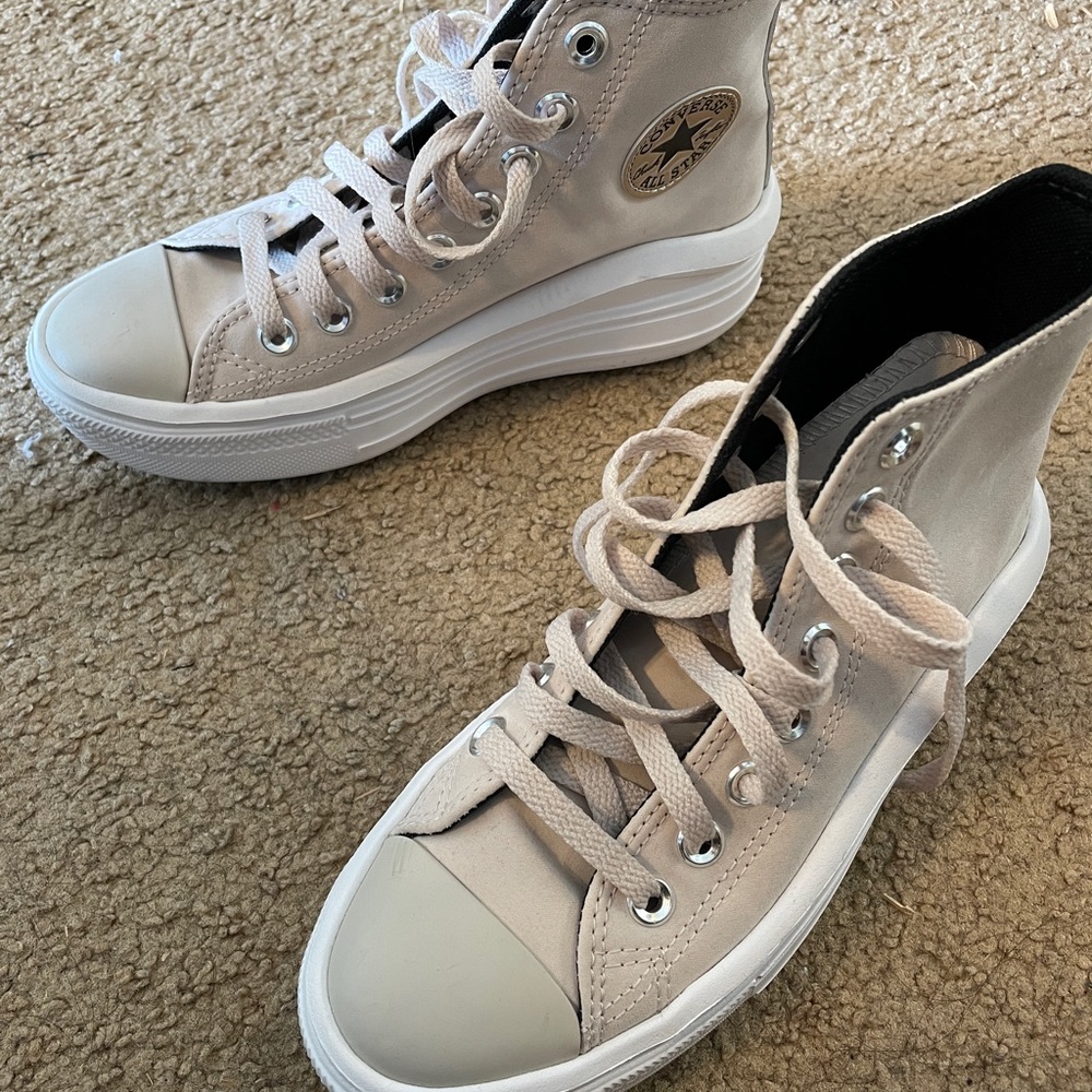 Converse Chuck Taylor Move Hi Tops